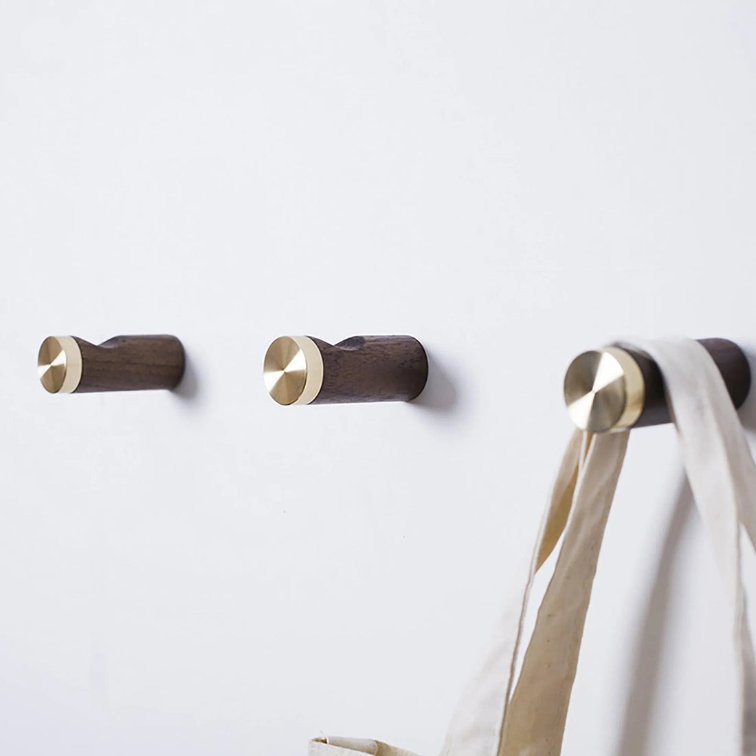 Flair Hook Hook 25mm / Beige / Wood - M A N T A R A