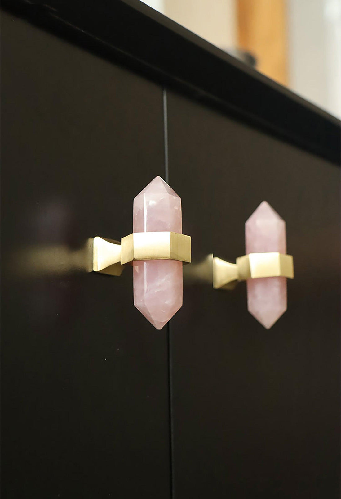 Harmony Handle Knob 60mm / Pink / Crystal - M A N T A R A