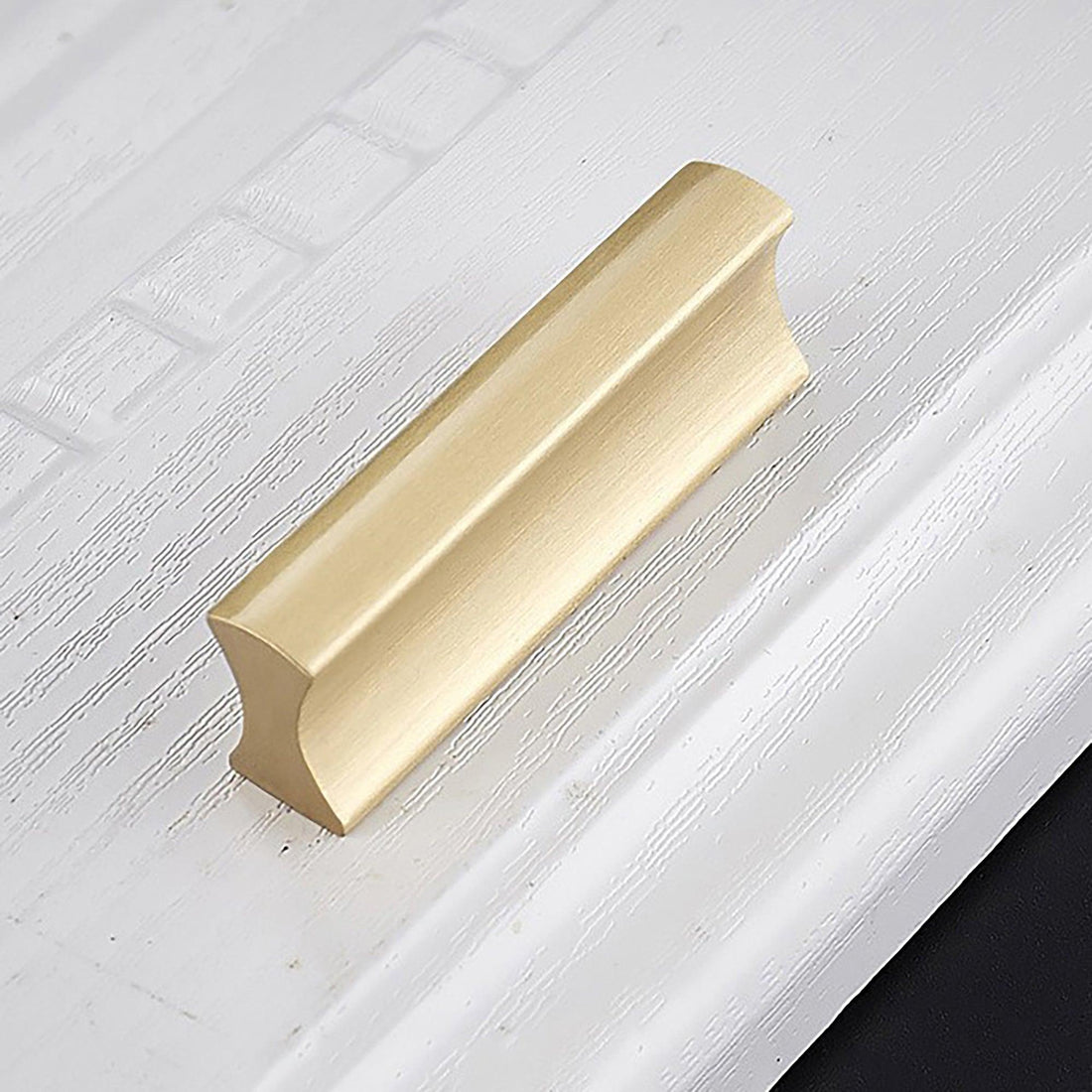Galactic Handle Handles 32mm / Gold / Brass - M A N T A R A